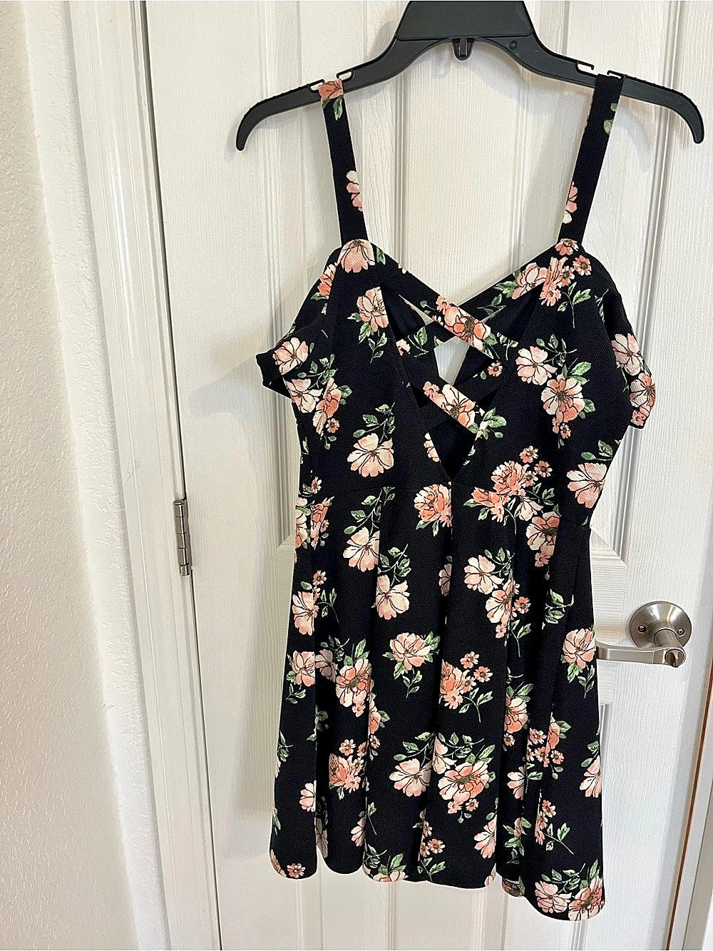 MINE Floral Mini Dress in Black Size Large